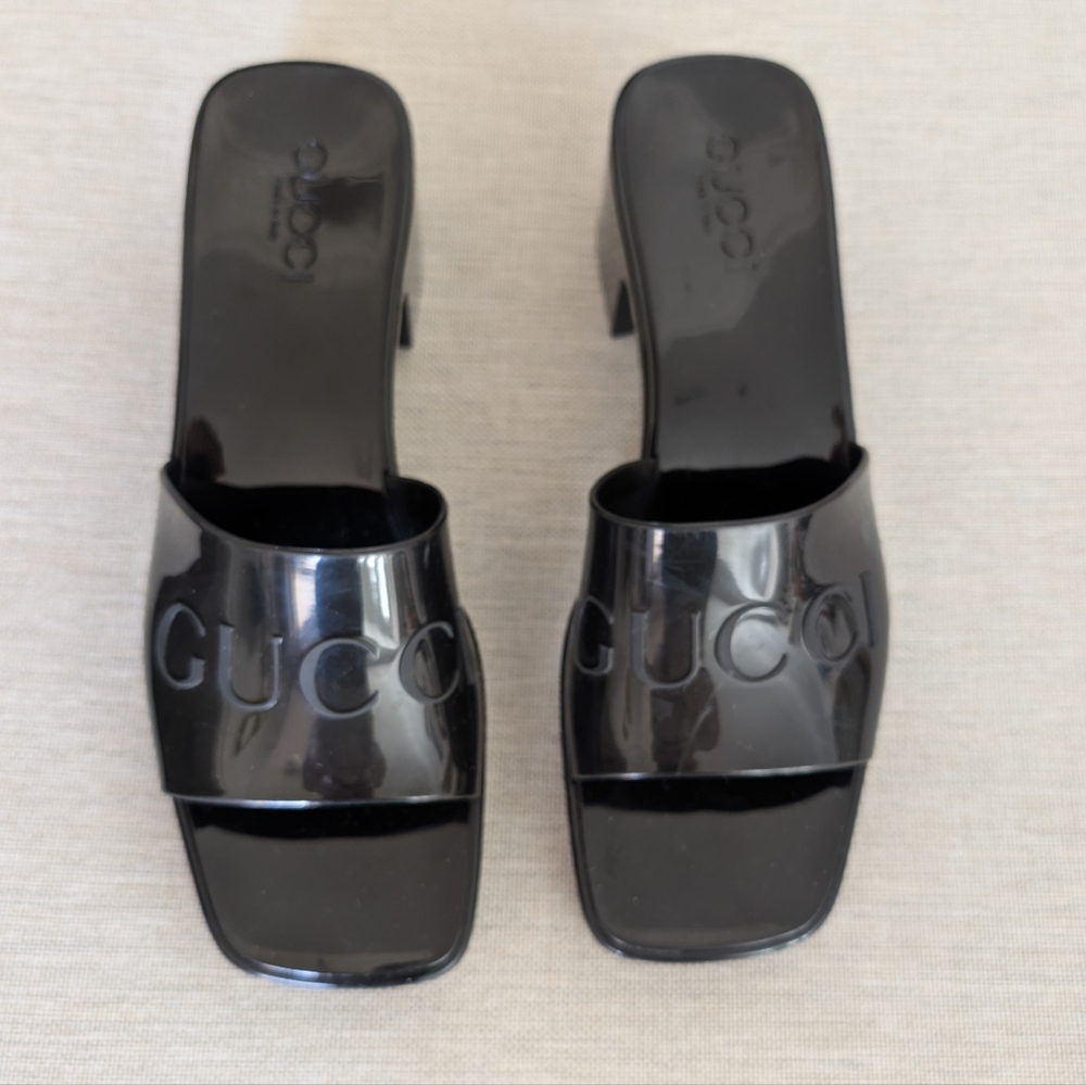 Gucci Rubber Logo Platform Slides - Picture 2 of 7